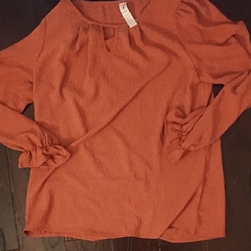 Women's Rust Long-Sleeve Peasant Top